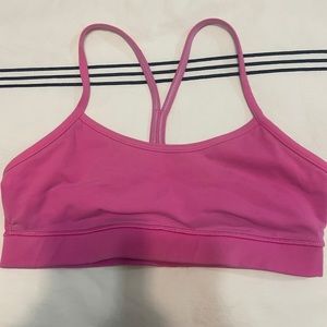 LIKE NEW LULULEMON RACER BACK SPORTS BRA
